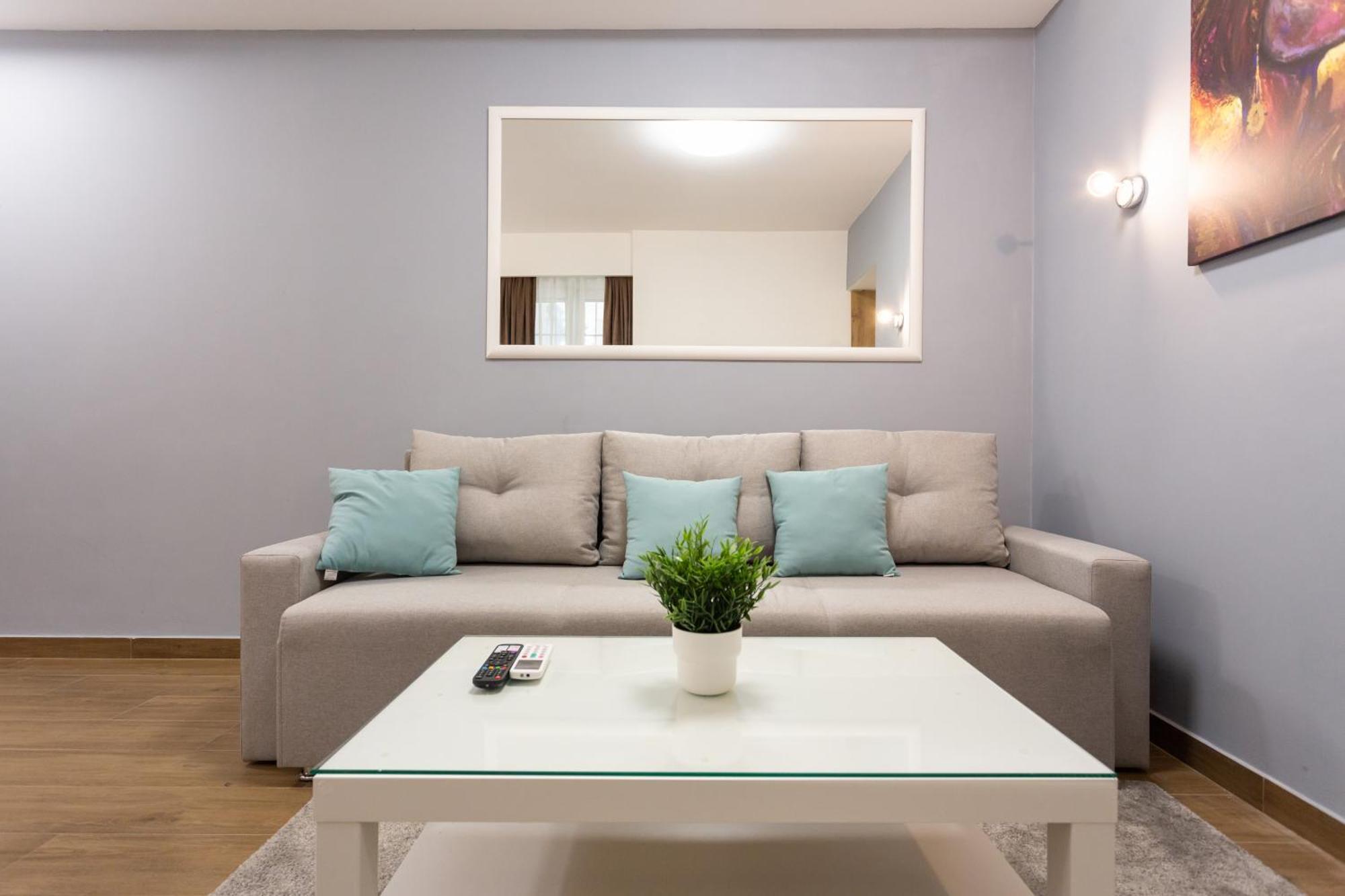 Apartment Grand Suite Beograd Phòng bức ảnh